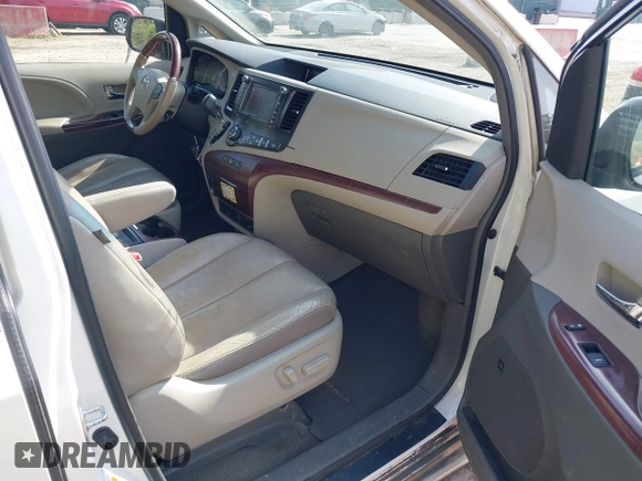 2014 Toyota Sienna Limited with VIN 5TDDK3DC0ES091826, listed as a IAAI auction lot 42112113 with 200,255 mi miles and . Bid and sale history available at DreamBid. Image 5.