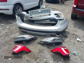 2017 Ford Explorer Platinum с VIN 1FM5K8HT6HGA45763, выставлен на аукционе IAAI как лот 42681207 с пробегом 152 091 миль миль и . История ставок и продаж доступна на DreamBid. Изображение 12.