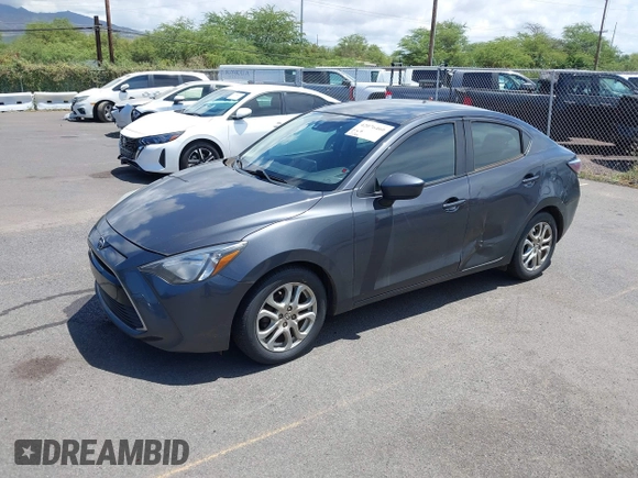 2016 Scion iA z VIN 3MYDLBZV5GY113222, wystawiony jako IAAI lot #42076460 z przebiegiem 112 249 mil mil oraz . Historia ofert i sprzedaży dostępna na DreamBid. Obrazek 19.