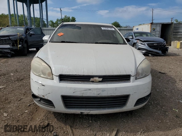 2011 Chevrolet Impala LT Fleet z VIN 2G1WG5EKXB1330693, wystawiony jako Copart lot #57036145 z przebiegiem Nie podano mil oraz Szkoda całkowita • Salvage title. Historia ofert i sprzedaży dostępna na DreamBid. Obrazek 5.