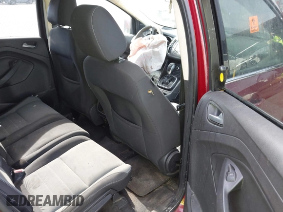 2013 Ford Escape SE with VIN 1FMCU0G98DUD09182, listed as a IAAI auction lot 42103807 with 204,293 mi miles and . Bid and sale history available at DreamBid. Image 8.