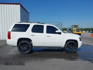 2012 Chevrolet Tahoe LT с VIN 1GNSCBE05CR132537, выставлен на аукционе IAAI как лот 42015649 с пробегом 212 296 миль миль и . История ставок и продаж доступна на DreamBid. Изображение 13.