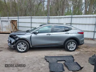 2025 Buick Envista Preferred с VIN KL47LAEP0SB105348, выставлен на аукционе IAAI как лот 42169601 с пробегом 7 075 миль миль и . История ставок и продаж доступна на DreamBid. Изображение 14.
