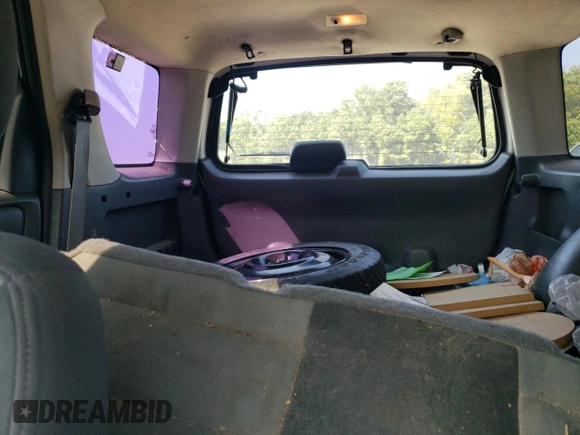 2004 Ford Escape XLS with VIN 1FMYU021X4DA07352, listed as a Copart auction lot 68909864 with 275,776 mi miles and Salvage Title. Bid and sale history available at DreamBid. Image 10.