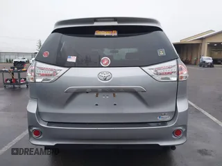 2017 Toyota Sienna SE with VIN 5TDXZ3DC4HS806247, listed as a IAAI auction lot 41323320 with 18,212 mi miles and . Bid and sale history available at DreamBid. Image 16.