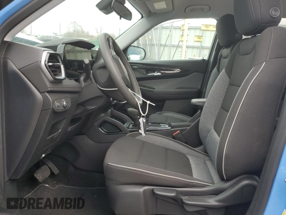 2024 Chevrolet TrailBlazer LT with VIN KL79MPS2XRB055699, listed as a Copart auction lot 43189814 with 796 mi miles and Salvage Title. Bid and sale history available at DreamBid. Image 7.