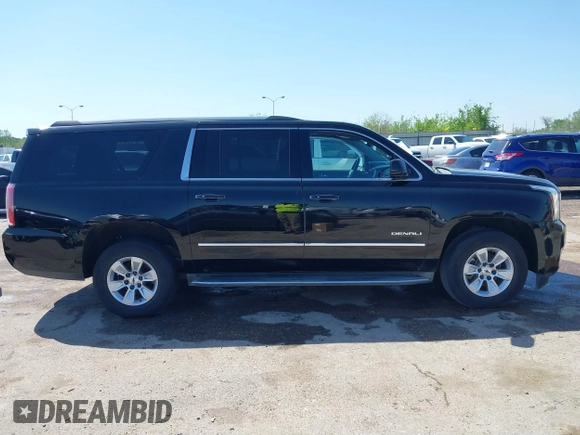 2016 GMC Yukon XL Denali with VIN 1GKS2HKJ2GR111246, listed as a IAAI auction lot 41834364 with 73,418 mi miles. Bid and sale history available at carsss.com. Image 13.