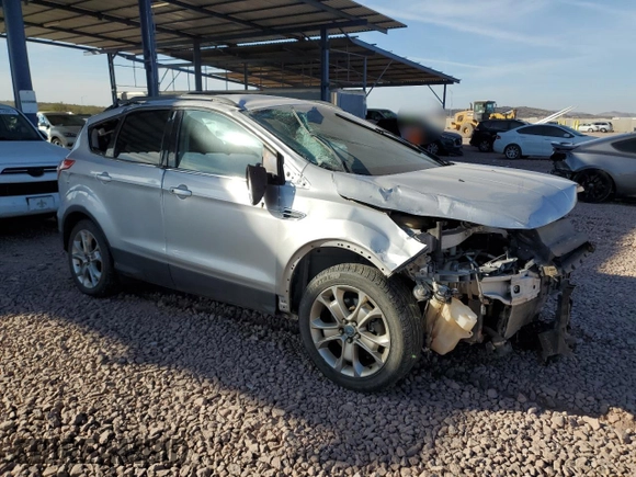 2013 Ford Escape SEL with VIN 1FMCU9HX0DUC17145, listed as a Copart auction lot 86911414 with 220,521 mi miles and Salvage Title. Bid and sale history available at carsss.com. Image 4.