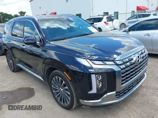 2024 Hyundai Palisade Calligraphy z VIN KM8R7DGE4RU710628, wystawiony jako IAAI lot #42223597 z przebiegiem 39 156 mil mil oraz . Historia ofert i sprzedaży dostępna na DreamBid. Obrazek 1.