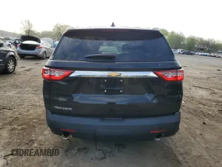 2020 Chevrolet Traverse LS z VIN 1GNERFKW7LJ313830, wystawiony jako Copart lot #51743465 z przebiegiem 56 874 mil mil oraz Szkoda całkowita • Salvage title. Historia ofert i sprzedaży dostępna na DreamBid. Obrazek 6.