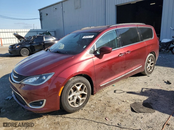 2017 Chrysler Pacifica Touring-L with VIN 2C4RC1BG5HR785101, listed as a Copart auction lot 46224715 with 95,839 mi miles and Salvage Title. Bid and sale history available at carsss.com. Image 1.