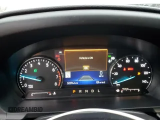 2022 Ford Explorer ST-Line z VIN 1FMSK8KH5NGC11869, wystawiony jako Copart lot #84144234 z przebiegiem 32 274 mil mil oraz Nie do naprawy • Non repairable. Historia ofert i sprzedaży dostępna na DreamBid. Obrazek 9.