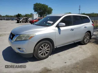 2013 Nissan Pathfinder S with VIN 5N1AR2MN1DC611778, listed as a Copart auction lot 49623375 with 142,856 mi miles and Salvage Title. Bid and sale history available at carsss.com. Image 1.