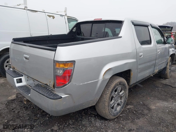 2007 Honda Ridgeline RTS with VIN 2HJYK16437H540439, listed as a IAAI auction lot 41552166 with 172,824 mi miles. Bid and sale history available at carsss.com. Image 4.