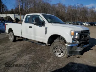 2022 Ford F-250 XL with VIN 1FT7X2B6XNEG39326, listed as a Copart auction lot 88091315 with 54,242 mi miles and Salvage Title. Bid and sale history available at DreamBid. Image 4.
