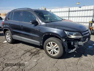 2017 Volkswagen Tiguan S z VIN WVGAV7AX6HK012370, wystawiony jako Copart lot #78956614 z przebiegiem 131 833 mil mil oraz Czysty tytuł • Clean title. Historia ofert i sprzedaży dostępna na DreamBid. Obrazek 4.