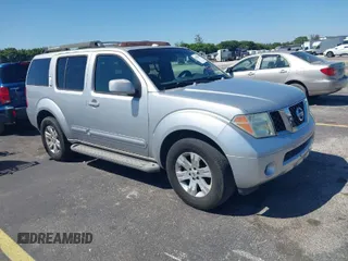 2006 Nissan Pathfinder SE with VIN 5N1AR18W96C655348, listed as a IAAI auction lot 41789686 with 213,238 mi miles. Bid and sale history available at carsss.com. Image 1.