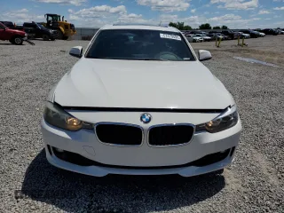 2015 BMW 3 Series 320i xDrive с VIN WBA3C3G55FNS76450, выставлен на аукционе Copart как лот 57479495 с пробегом 136 072 миль миль и Списание • Salvage title. История ставок и продаж доступна на DreamBid. Изображение 5.
