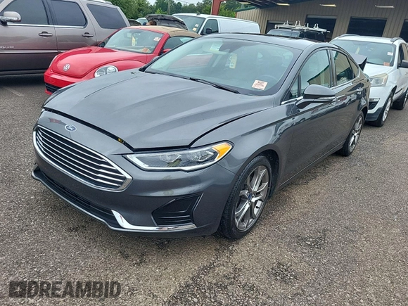 2020 Ford Fusion SEL with VIN 3FA6P0CD7LR197568, listed as a IAAI auction lot 42725343 with 111,304 mi miles and . Bid and sale history available at DreamBid. Image 20.