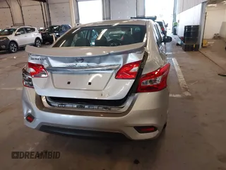 2019 Nissan Sentra SR with VIN 3N1AB7AP6KY381349, listed as a IAAI auction lot 41949705 with 39,798 mi miles and . Bid and sale history available at DreamBid. Image 18.