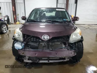 2012 Scion xD z VIN JTKKU4B4XC1017092, wystawiony jako Copart lot #60455215 z przebiegiem 110 910 mil mil oraz Szkoda całkowita • Salvage title. Historia ofert i sprzedaży dostępna na DreamBid. Obrazek 5.