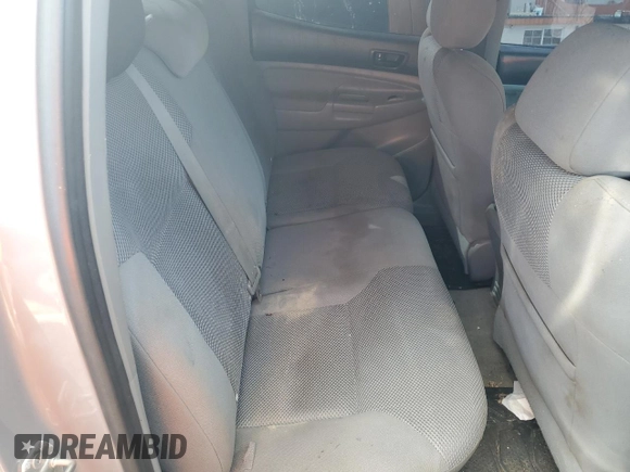 2005 Toyota Tacoma PreRunner with VIN 5TEKU72N95Z121406, listed as a Copart auction lot 82873104 with 0 mi miles and Non Repairable. Bid and sale history available at carsss.com. Image 10.