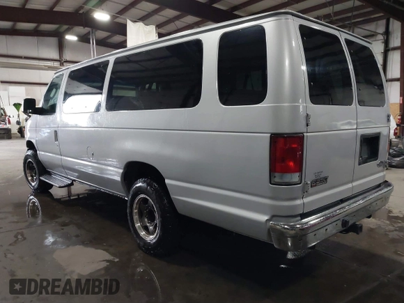 2004 Ford Econoline Passenger XL с VIN 1FBSS31S14HB03475, выставлен на аукционе IAAI как лот 40870748 с пробегом 201 423 миль миль и . История ставок и продаж доступна на DreamBid. Изображение 3.