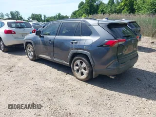 2021 Toyota RAV4 XLE with VIN 2T3P1RFV1MC214257, listed as a IAAI auction lot 42297014 with Not provided miles and . Bid and sale history available at DreamBid. Image 3.