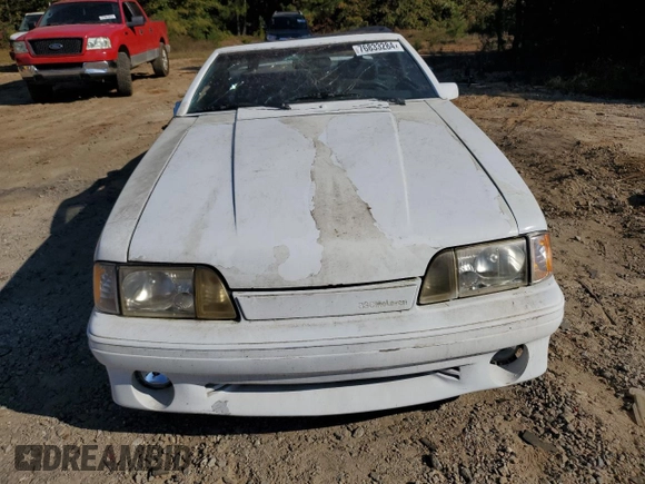 1987 Ford Mustang with VIN 1FABP40E6HF228235, listed as a Copart auction lot 76833284 with 95,222 mi miles and Salvage title. Bid and sale history available at DreamBid. Image 5.