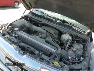 2019 Ram 1500 Laramie with VIN 1C6SRFRT7KN542739, listed as a Copart auction lot 58316905 with 136,858 mi miles and Salvage title. Bid and sale history available at DreamBid. Image 13.