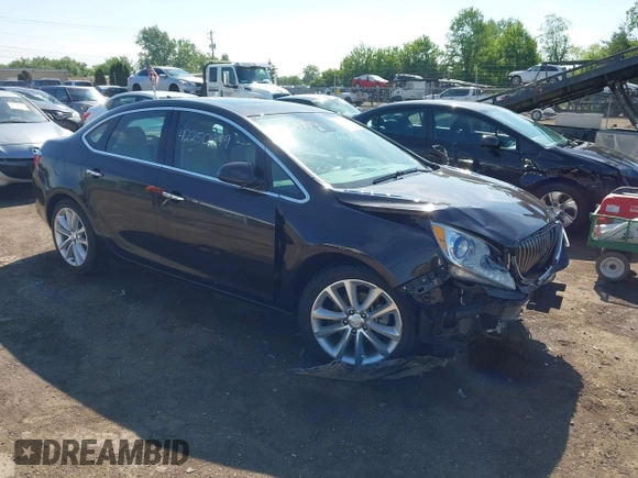 2014 Buick Verano Group z VIN 1G4PS5SK0E4123281, wystawiony jako IAAI lot #42250949 z przebiegiem 132 746 mil mil oraz . Historia ofert i sprzedaży dostępna na DreamBid. Obrazek 1.