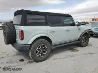 2022 Ford Bronco with VIN 1FMDE5BH6NLB10927, listed as a Copart auction lot 51819655 with 43,620 mi miles and Salvage Title. Bid and sale history available at carsss.com. Image 3.