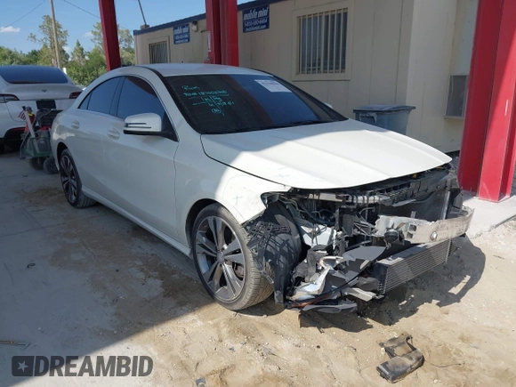 2016 Mercedes-Benz CLA 250 z VIN WDDSJ4EB6GN324399, wystawiony jako IAAI lot #42144858 z przebiegiem 100 019 mil mil oraz . Historia ofert i sprzedaży dostępna na DreamBid. Obrazek 1.