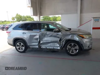 2015 Toyota Highlander Limited with VIN 5TDYKRFH4FS084294, listed as a IAAI auction lot 42588040 with 86,853 mi miles and . Bid and sale history available at DreamBid. Image 13.