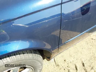 1999 Cadillac Seville Touring STS z VIN 1G6KY5493XU913994, wystawiony jako IAAI lot #41780695 z przebiegiem 60 375 mil mil oraz . Historia ofert i sprzedaży dostępna na DreamBid. Obrazek 12.