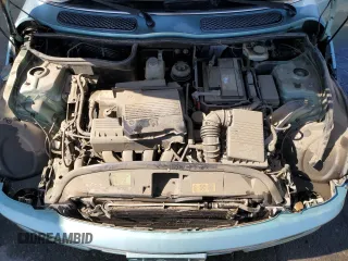 2002 MINI Hardtop with VIN WMWRC33422TE13196, listed as a Copart auction lot 59277643 with 80,501 mi miles and Non Repairable. Bid and sale history available at DreamBid. Image 11.