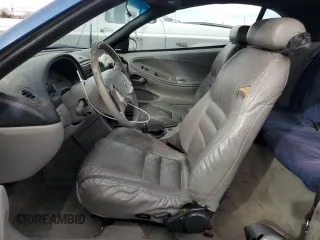 1998 Ford Mustang GT z VIN 1FAFP45X6WF186450, wystawiony jako Copart lot #45398475 z przebiegiem 124 697 mil mil oraz Szkoda całkowita • Salvage title. Historia ofert i sprzedaży dostępna na DreamBid. Obrazek 7.