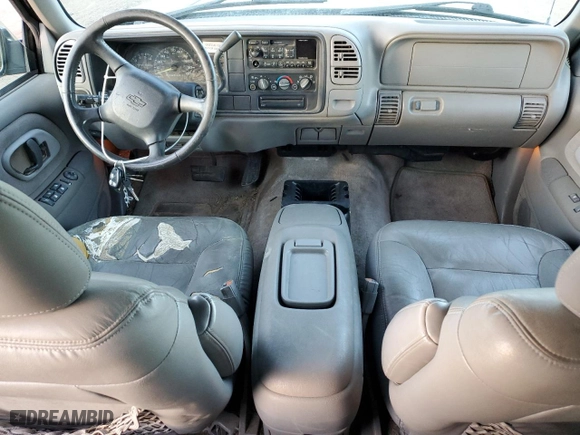 1999 Chevrolet Tahoe with VIN 1GNEC13R4XJ568244, listed as a Copart auction lot 85397504 with 111,327 mi miles and Clean Title. Bid and sale history available at carsss.com. Image 8.