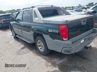 2002 Chevrolet Avalanche with VIN 3GNEC13T62G218460, listed as a IAAI auction lot 42511292 with 317,292 mi miles and . Bid and sale history available at DreamBid. Image 3.