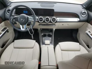 2023 Mercedes-Benz EQB 300 z VIN W1N9M0KBXPN051845, wystawiony jako Copart lot #58323794 z przebiegiem 10 846 mil mil oraz Szkoda całkowita • Salvage title. Historia ofert i sprzedaży dostępna na DreamBid. Obrazek 8.
