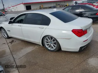 2012 BMW 7 Series 750Li с VIN WBAKB8C58CC963818, выставлен на аукционе IAAI как лот 42346005 с пробегом 189 995 миль миль и . История ставок и продаж доступна на DreamBid. Изображение 3.