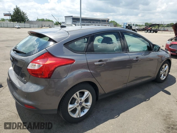 2014 Ford Focus SE z VIN 1FADP3K24EL160780, wystawiony jako Copart lot #57642995 z przebiegiem 121 462 mil mil oraz Szkoda całkowita • Salvage title. Historia ofert i sprzedaży dostępna na DreamBid. Obrazek 3.