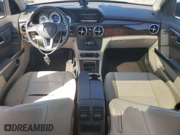 2014 Mercedes-Benz GLK 350 with VIN WDCGG8JB2EG192006, listed as a Copart auction lot 68853254 with 179,740 mi miles and Clean Title. Bid and sale history available at DreamBid. Image 8.
