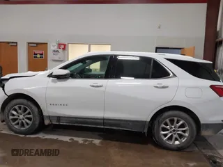 2018 Chevrolet Equinox LT with VIN 2GNAXSEV8J6252031, listed as a IAAI auction lot 41251068 with 124,361 mi miles. Bid and sale history available at carsss.com. Image 14.