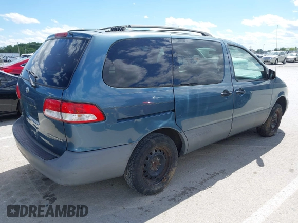 2002 Toyota Sienna LE with VIN 4T3ZF13C62U479542, listed as a IAAI auction lot 42295904 with 199,041 mi miles and . Bid and sale history available at DreamBid. Image 4.