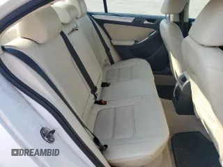 2013 Volkswagen Jetta SE с VIN 3VWDP7AJ3DM403922, выставлен на аукционе Copart как лот 60360605 с пробегом 130 806 миль миль и Списание • Salvage title. История ставок и продаж доступна на DreamBid. Изображение 10.