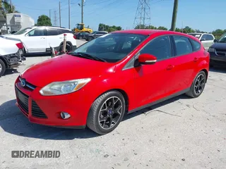 2014 Ford Focus SE with VIN 1FADP3K25EL159136, listed as a IAAI auction lot 42180192 with 118,828 mi miles and . Bid and sale history available at carsss.com. Image 2.