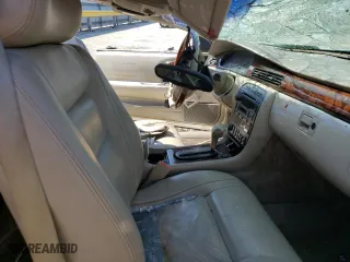 2001 Cadillac Eldorado Touring ETC with VIN 1G6ET12981B103058, listed as a Copart auction lot 62426152 with 104,453 mi miles and Salvage Title. Bid and sale history available at carsss.com. Image 5.