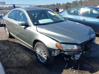 2007 Volvo S80 I6 with VIN YV1AS982371045182, listed as a IAAI auction lot 41662764 with 149,071 mi miles. Bid and sale history available at carsss.com. Image 1.