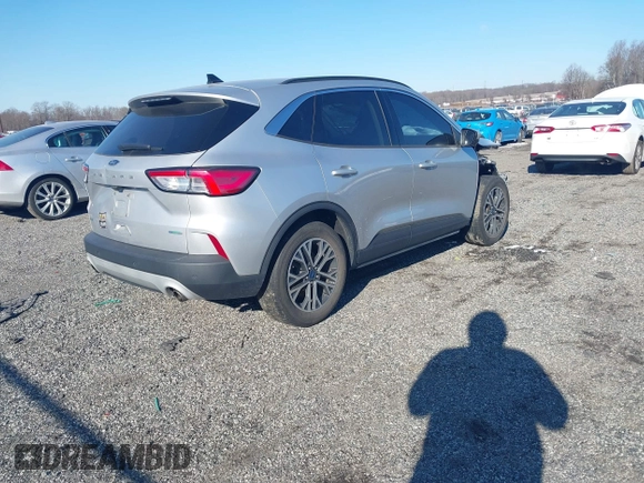 2020 Ford Escape SEL with VIN 1FMCU0H64LUA70233, listed as a IAAI auction lot 41150579 with 66,546 mi miles and . Bid and sale history available at carsss.com. Image 4.